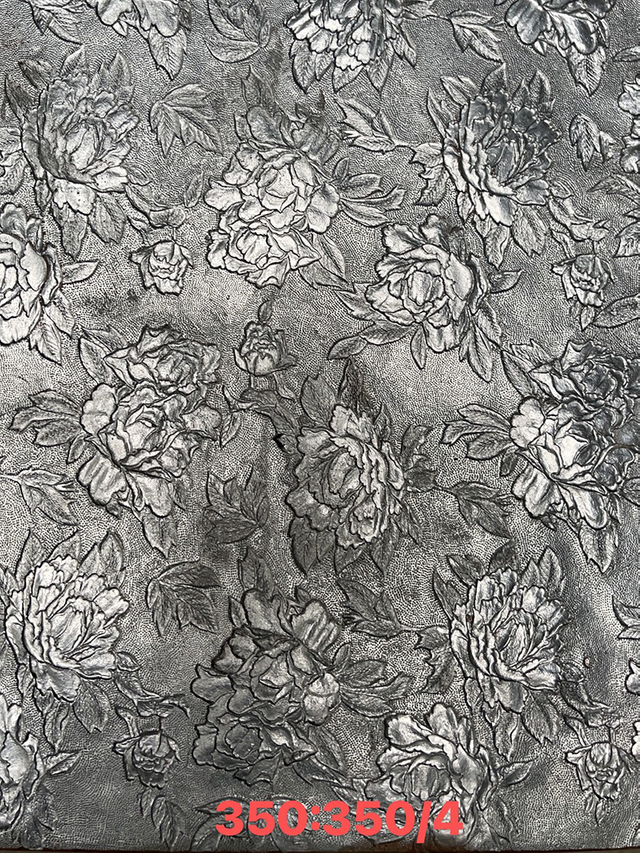 鞋面上的压纹质地